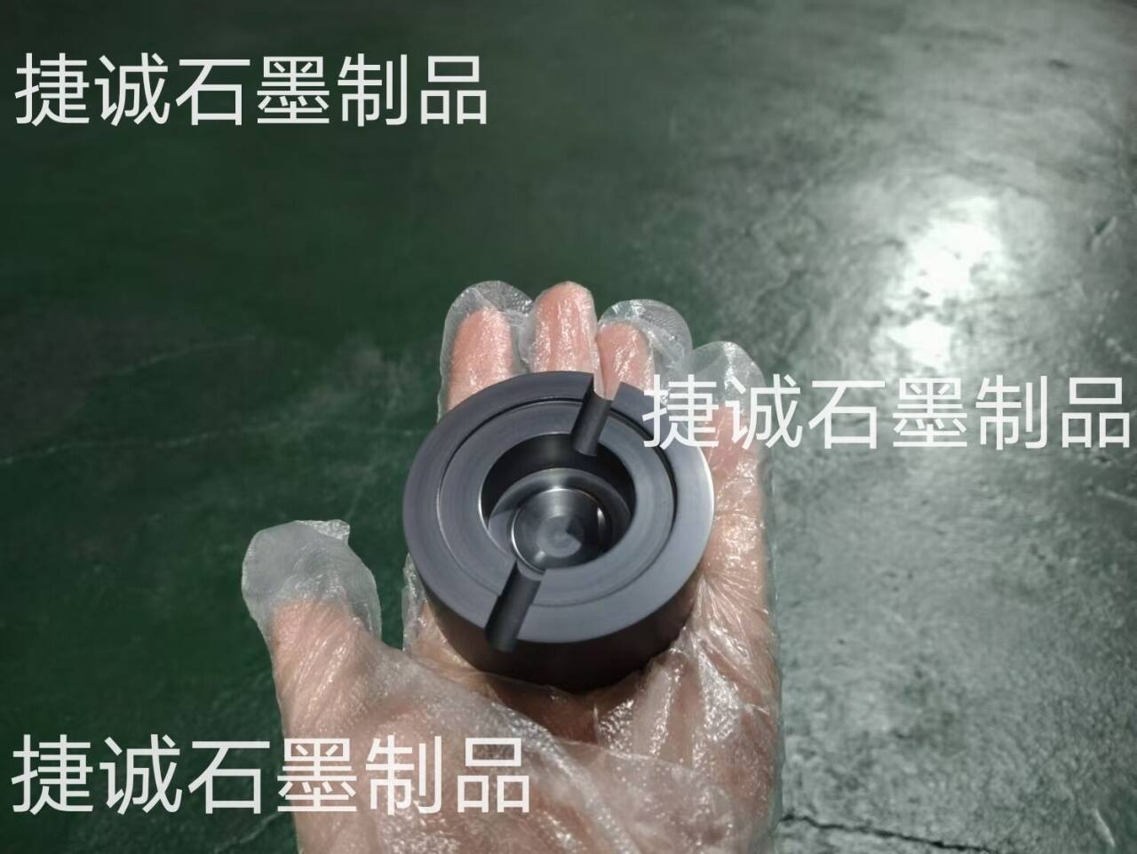 抗氧化石墨坩堝，石墨匣缽坩堝，石墨坩堝加工，光譜純石墨坩堝，石墨坩堝加工廠，分析儀器石墨坩堝，高純石墨坩堝，高純石墨坩堝加工，石墨坩堝生產廠家