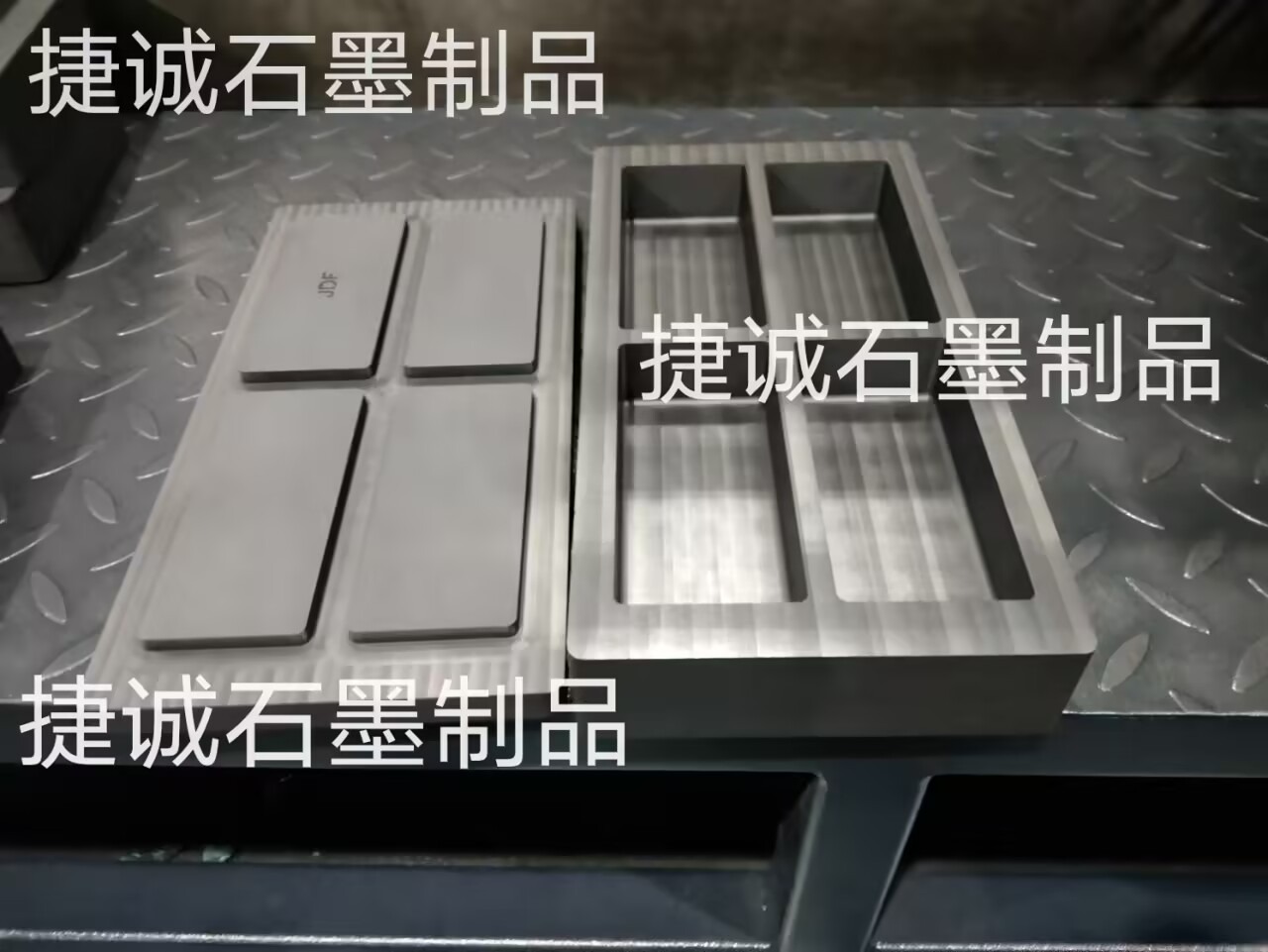 石墨油槽，四件套多槽石墨油槽，高溫金屬倒模槽，高純度石墨油槽，多槽石墨油槽石墨模具石墨坩堝，鑄錠石墨模具，石墨油槽加工，石墨油槽生產(chǎn)廠家